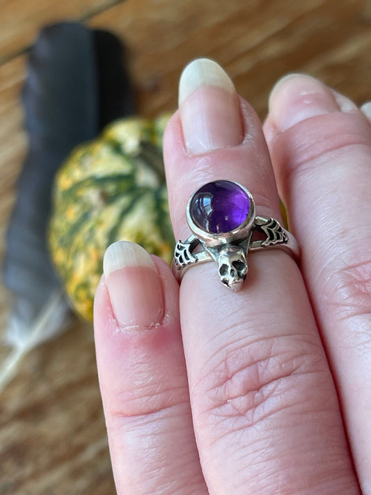 Elvira • Glowing Amethyst Spiderweb Skull Ring Size 5