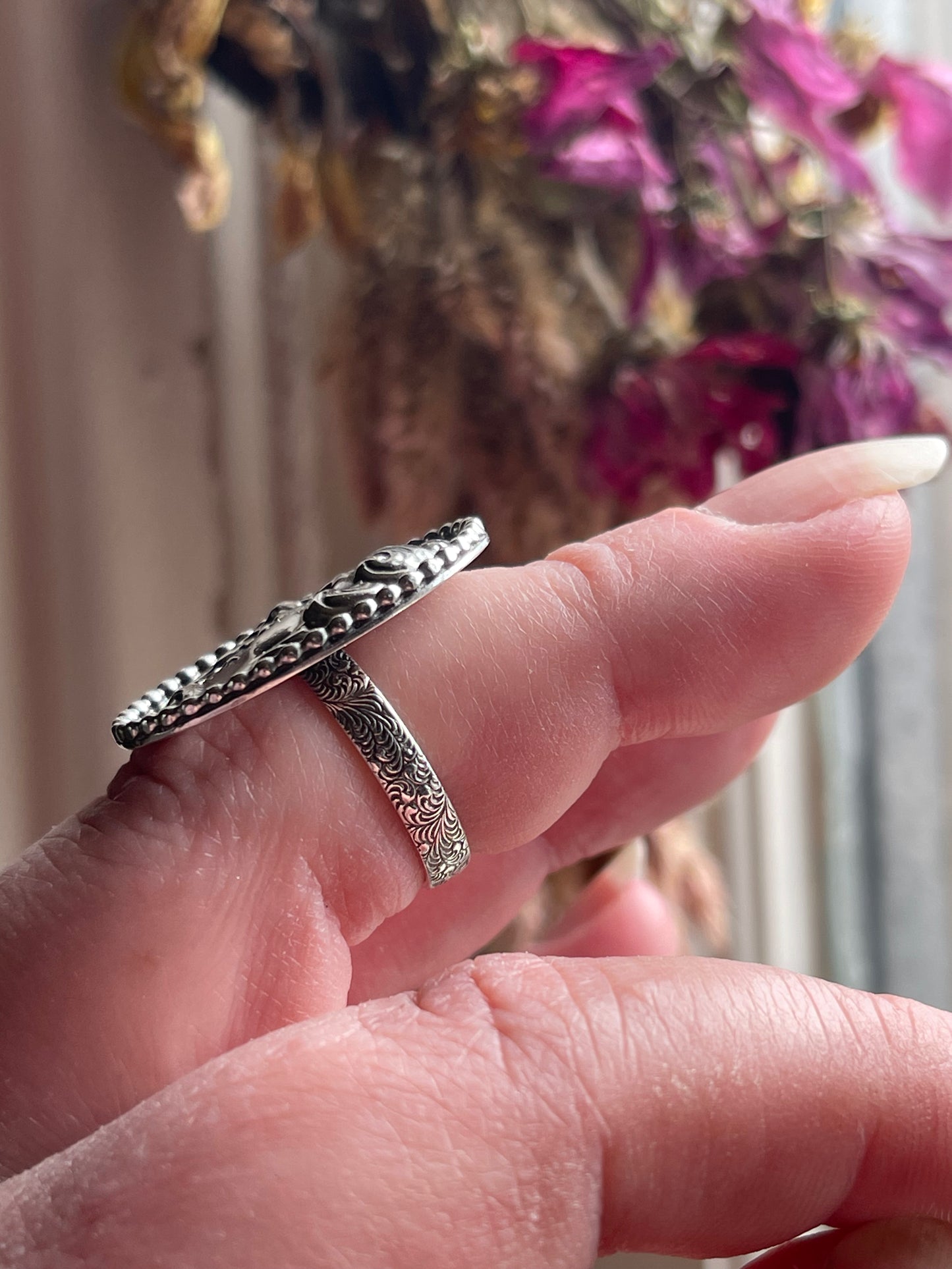 MTO Lady & The Moon Ring