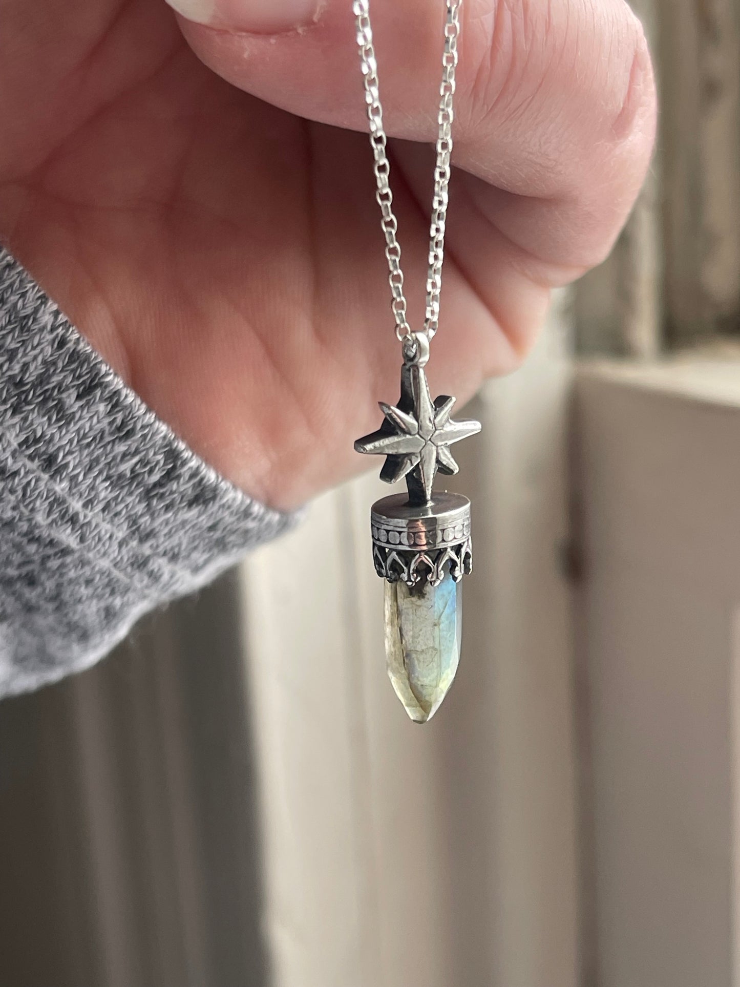 *Chronos Glow • Labradorite Crystal Star Pendant Necklace