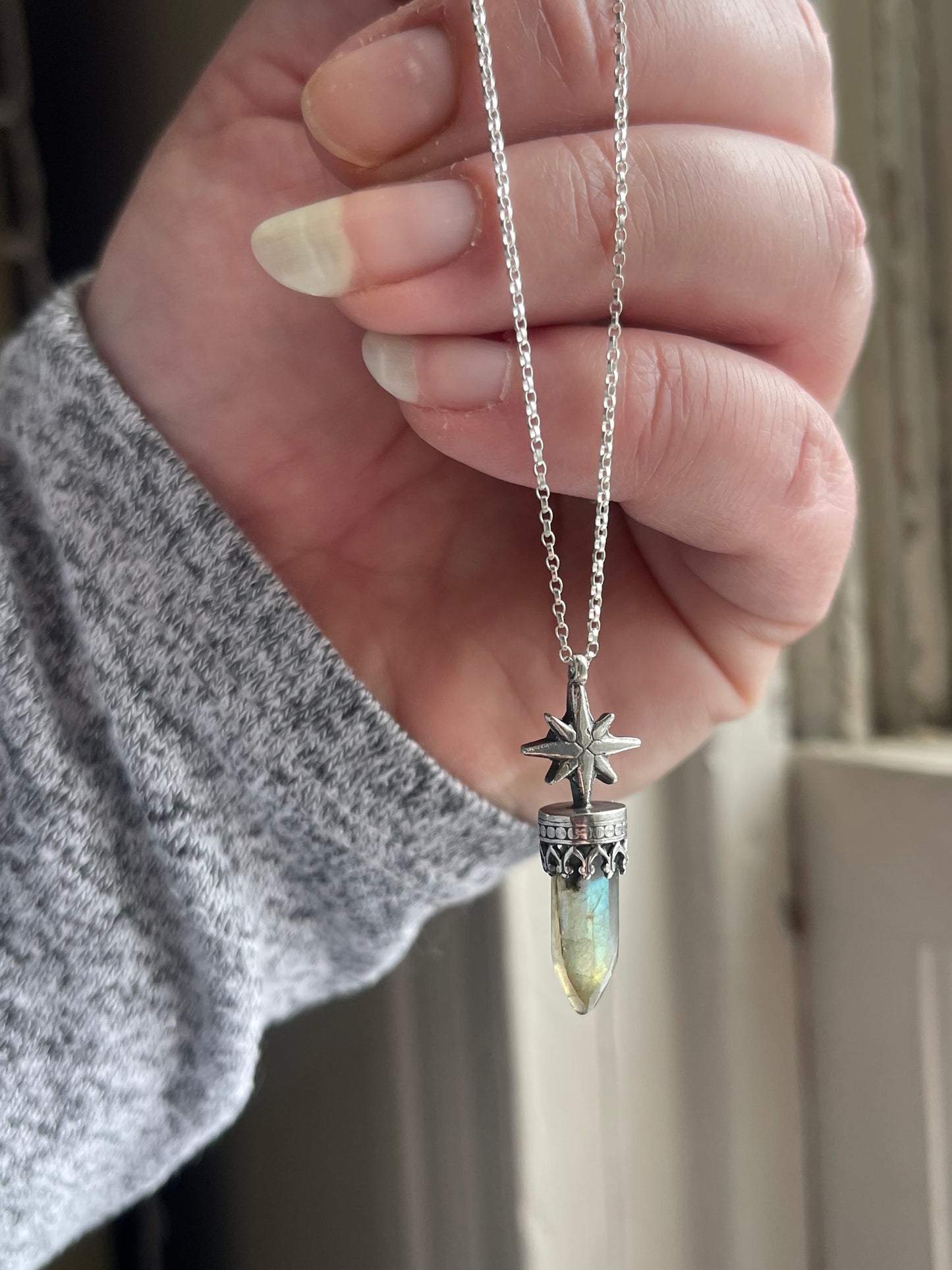 *Chronos Glow • Labradorite Crystal Star Pendant Necklace